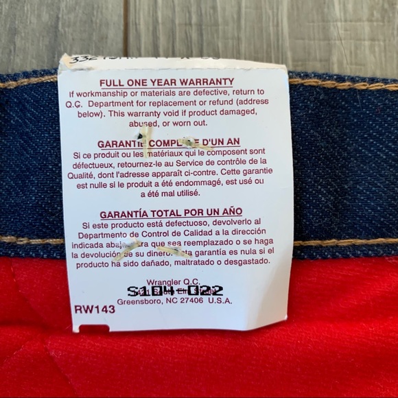 44x30 NWT Wrangler Rugged Woodland Thermal Jeans - Picture 5 of 13